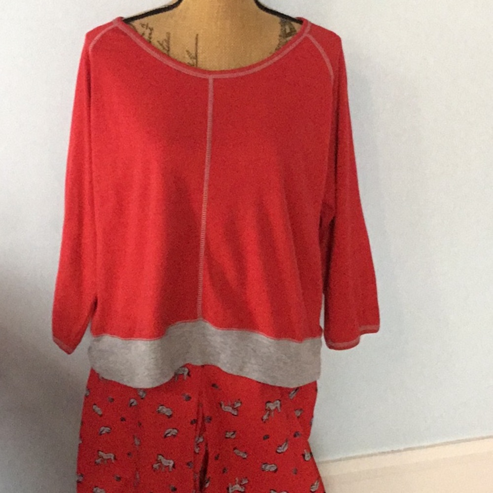 Intimate Classics PJs zebra pattern-like new